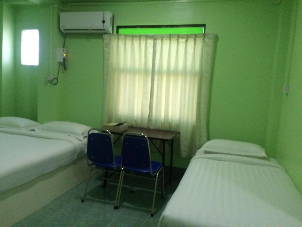 Nay Chi Lin Hotel Pathein Екстериор снимка