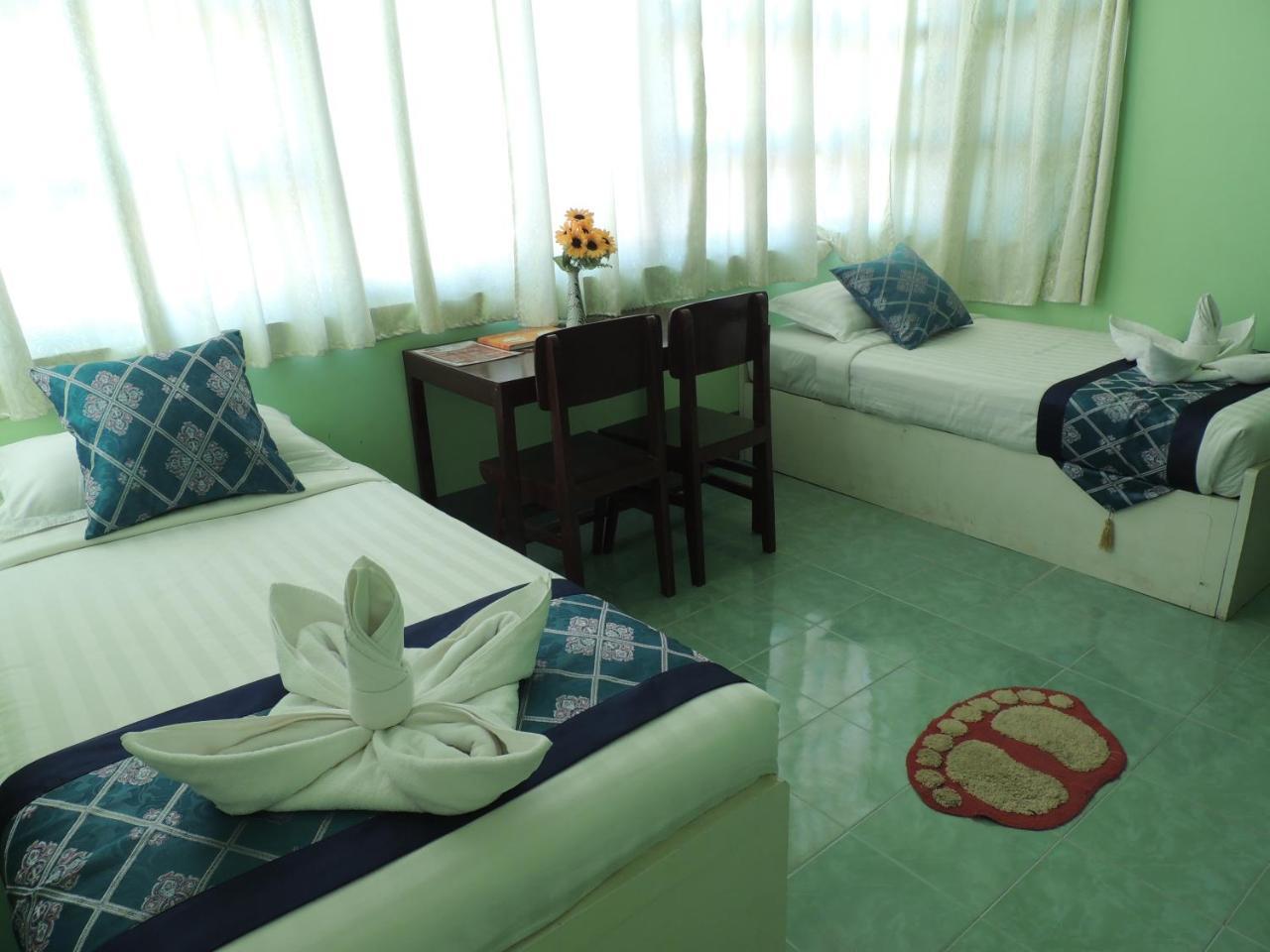 Nay Chi Lin Hotel Pathein Екстериор снимка
